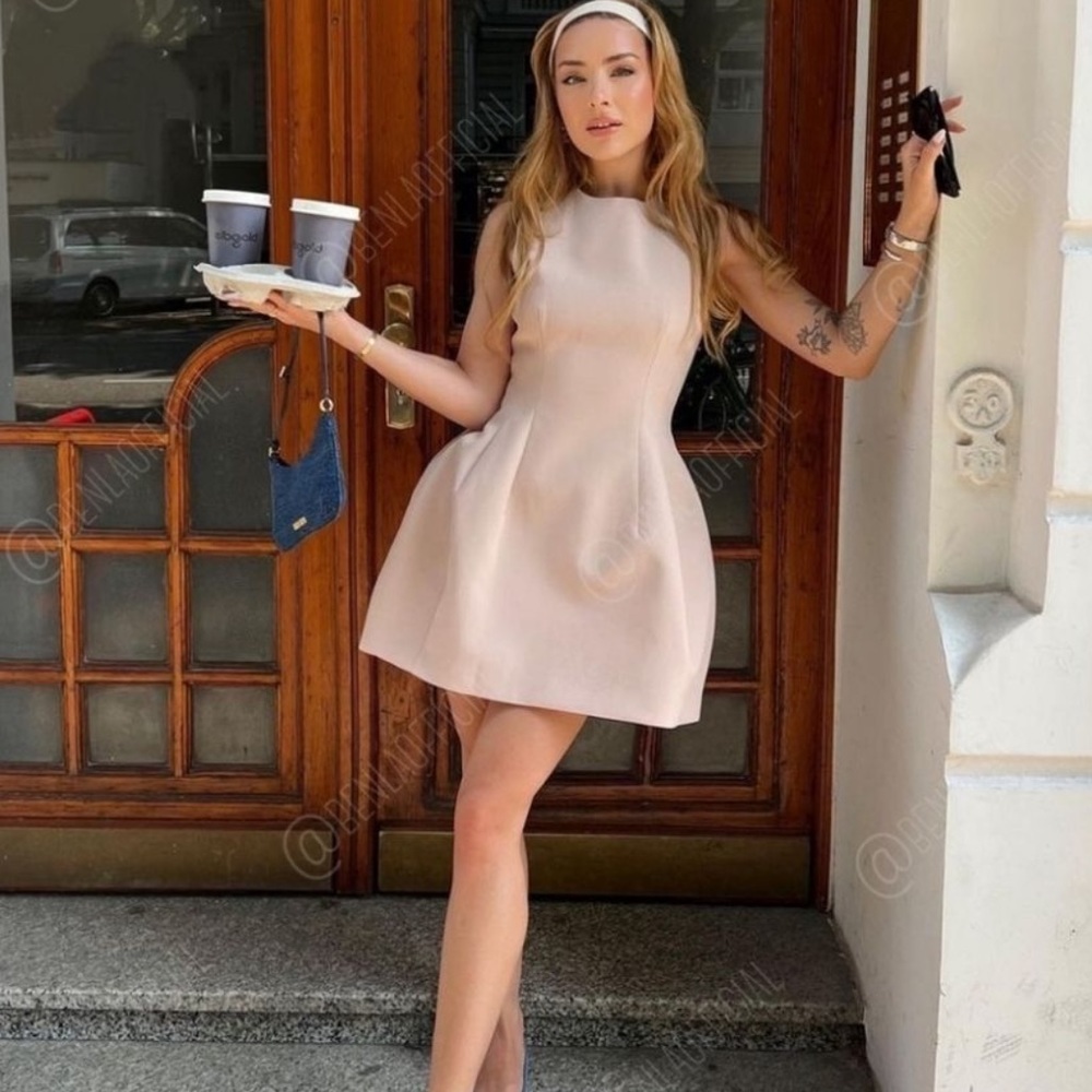 Zara voluminous structured dress